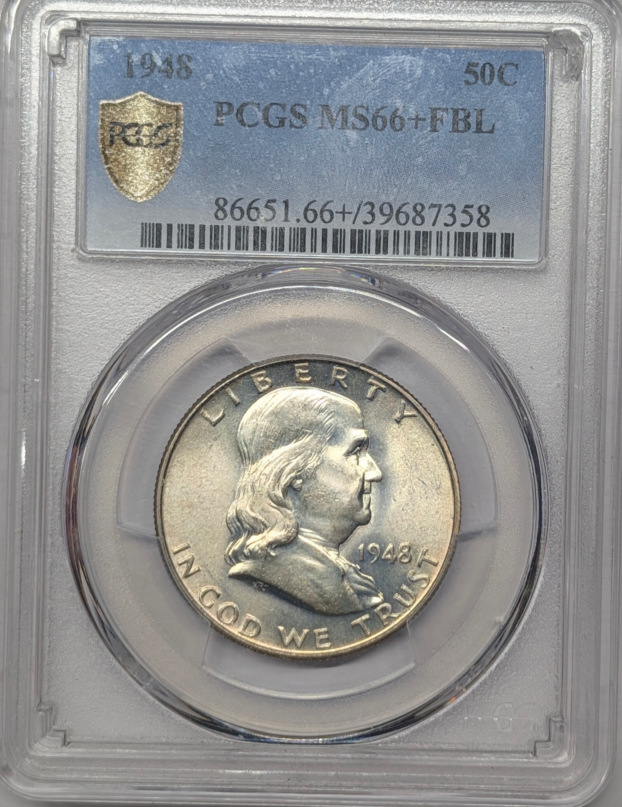 mpyq9az2-01-slab_front.jpg